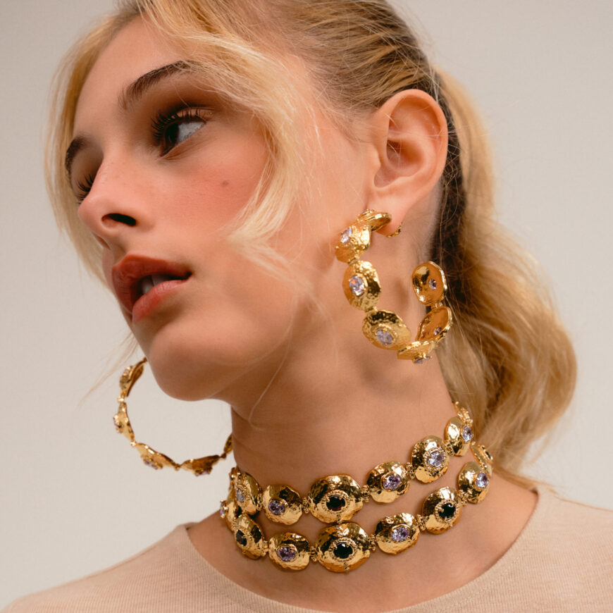 Brinco Beauty Queen Hoop